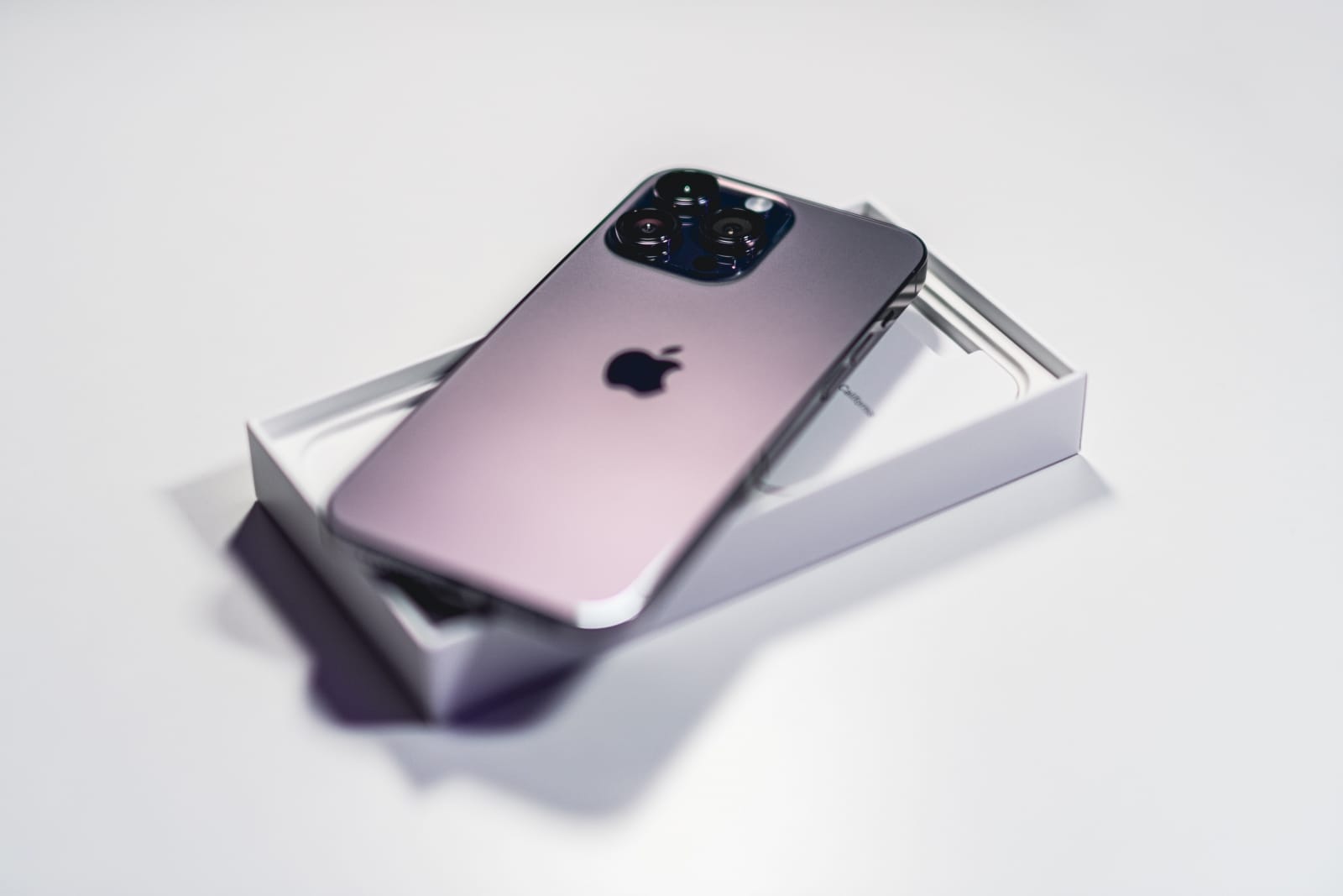 【快訊】支援 Apple Pencil？外媒曝iPhone 15 Ultra 「有感」升級
