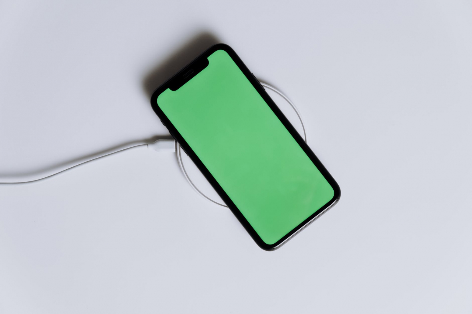 【快訊】手機電池健康度狂掉？專家曝２方法延長iPhone電池壽命