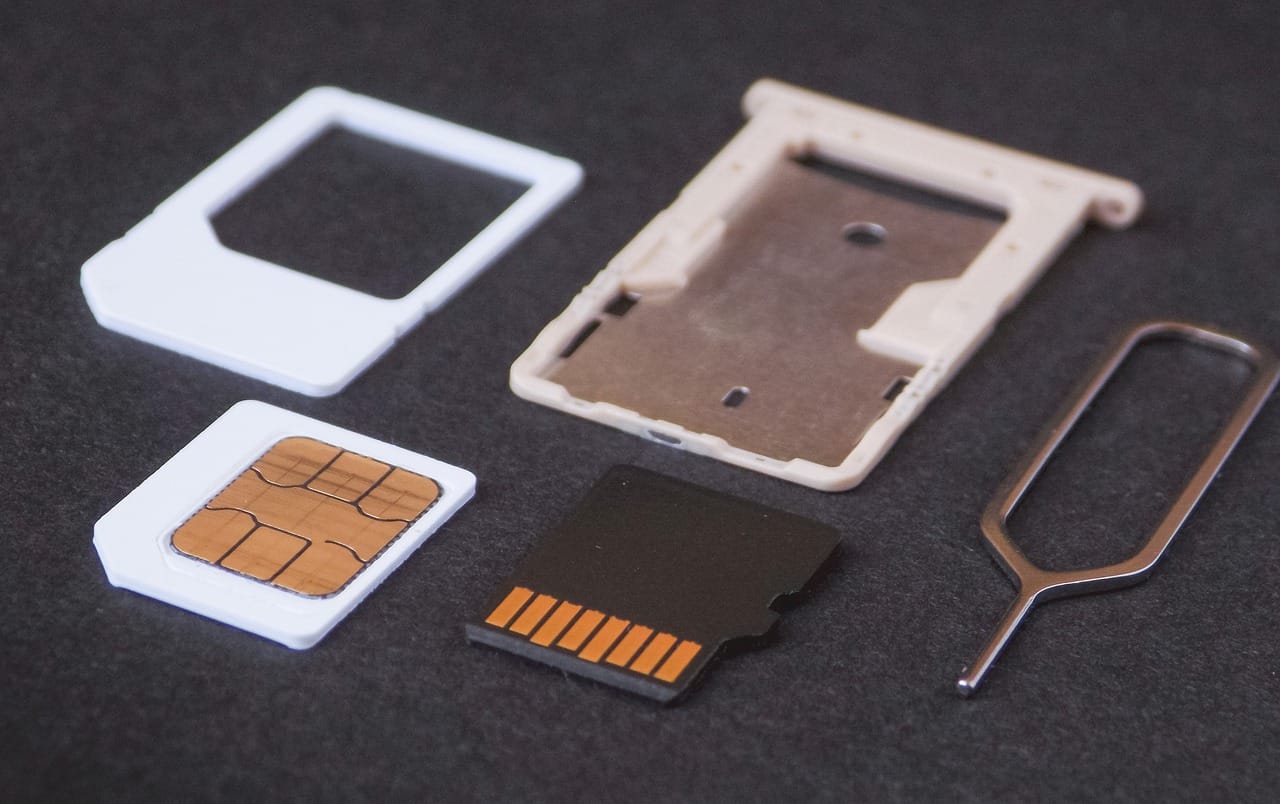 【快訊】緊跟蘋果腳步？Android手機傳也想改用eSIM