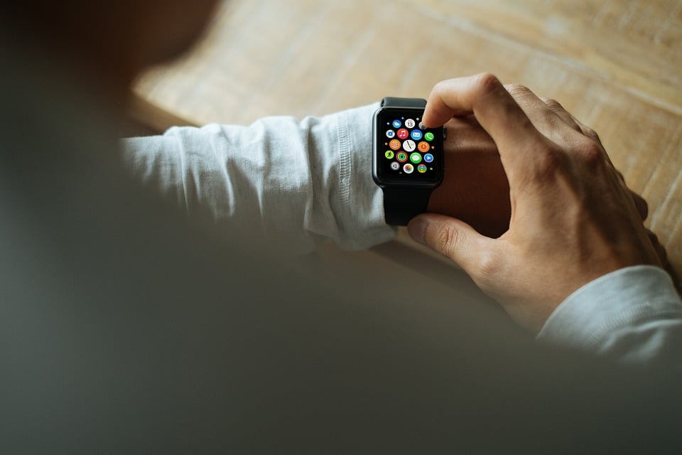【快訊】Apple Watch Series 8將採用全新平整外觀？最新爆料看這裡