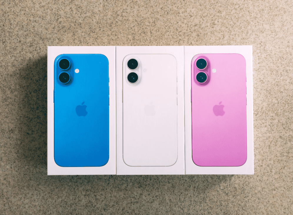 蘋果iPhone 16手機的原廠包裝外盒