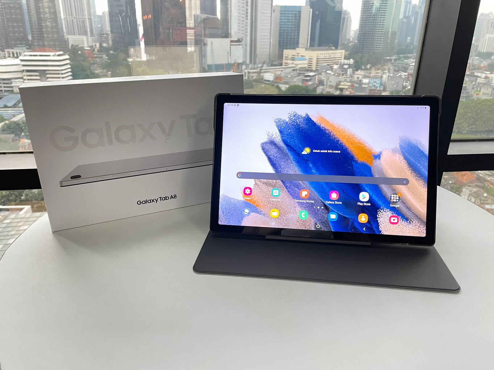 採用10.5吋的影音娛樂千元平板Galaxy Tab A8 WiFi（64GB），傑昇通信門市最低入手價6,690元