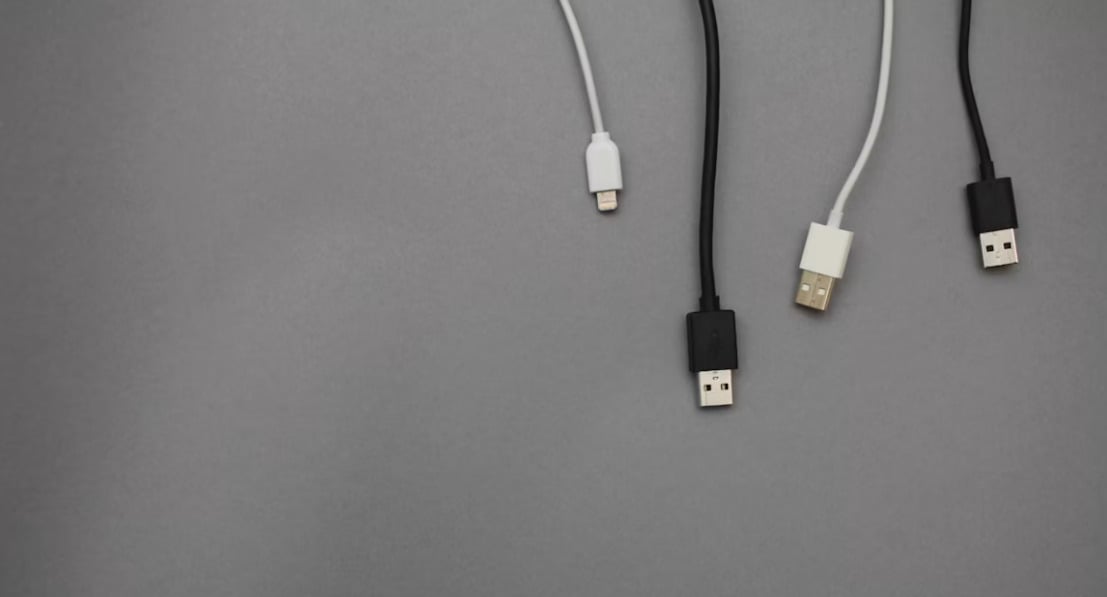 全面升級iOS系統與電腦端驅動程式步驟教學,維持連線穩定。
