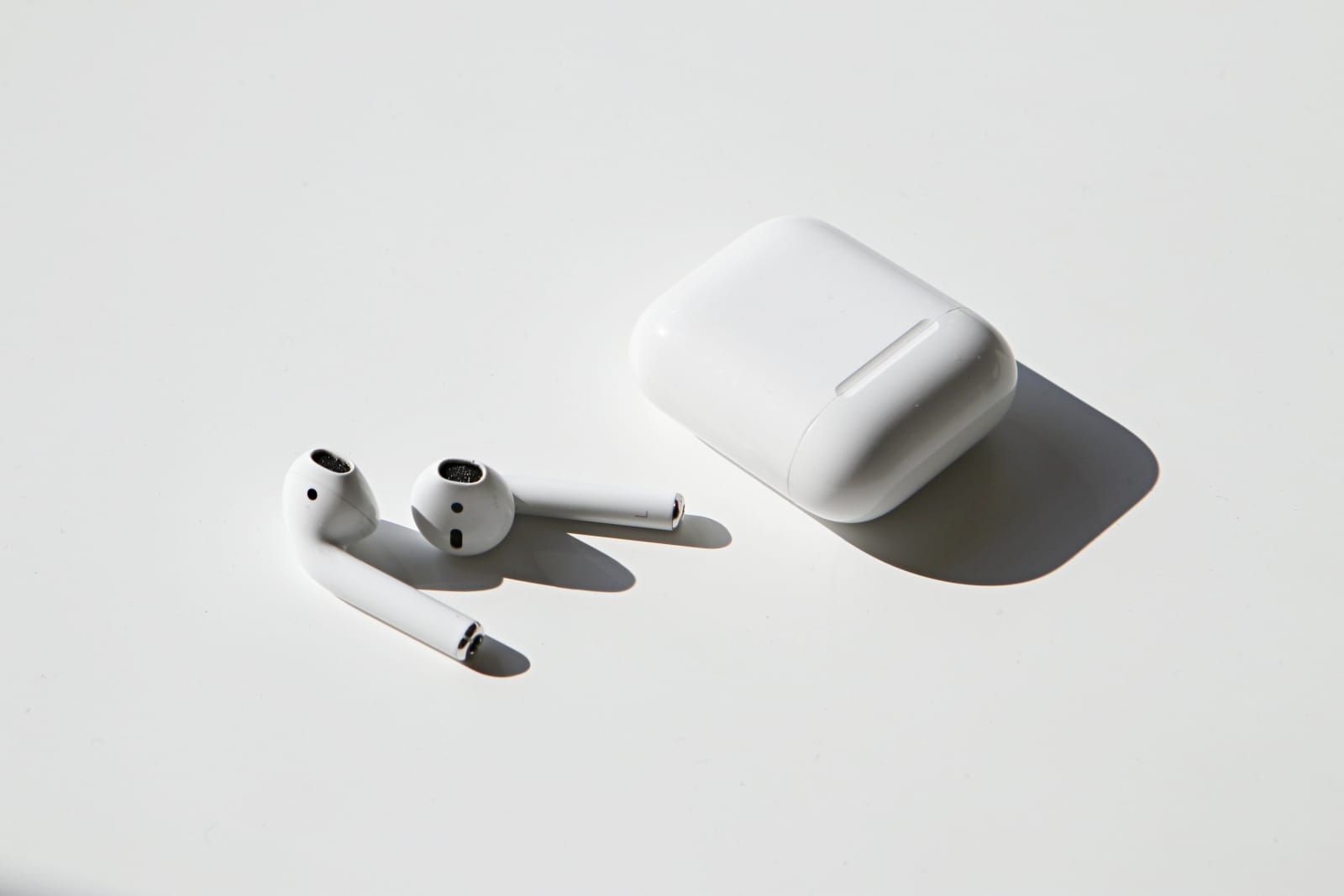 【手機專知】AirPods/AirPods Pro如何掛電話？結束通話按鍵設定教學