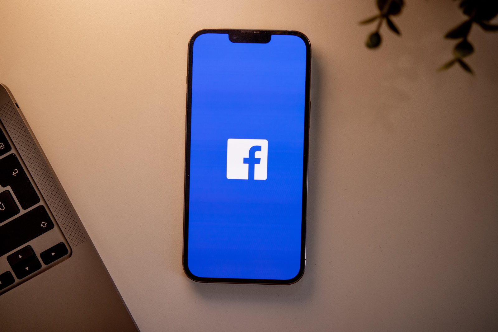 【科技新知】臉書社團聊天室怎麼退出？FB Messenger社團聊天室關閉通知教學