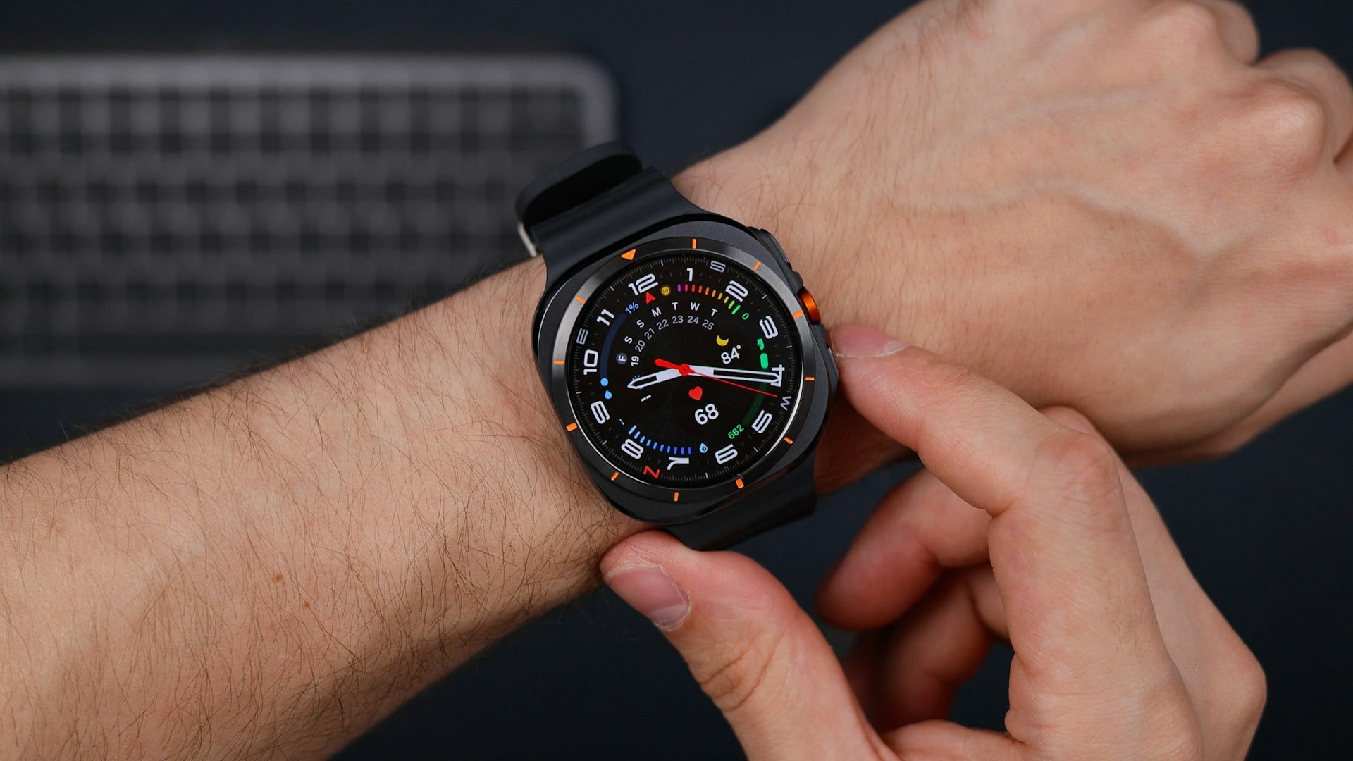 【快訊】Galaxy Watch Ultra 2 電池升級傳聞:容量上看 800mAh,續航有望突破三天