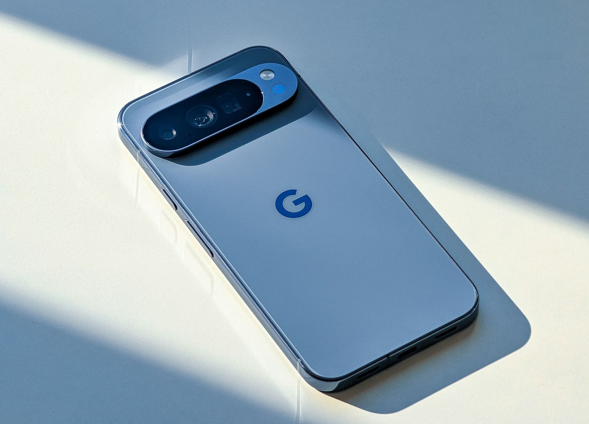 Google Pixel 11 Pro Blue