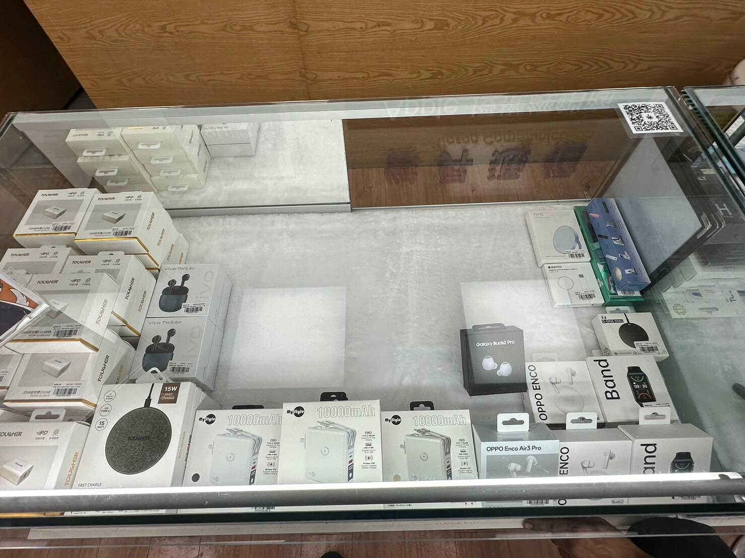 傑昇通信不只手機空機價格超低價,多功能的智慧型手錶、無線藍芽耳機也都超優惠! 傑昇通信不只手機空機價格超低價,多功能的智慧型手錶、無線藍芽耳機也都超優惠!