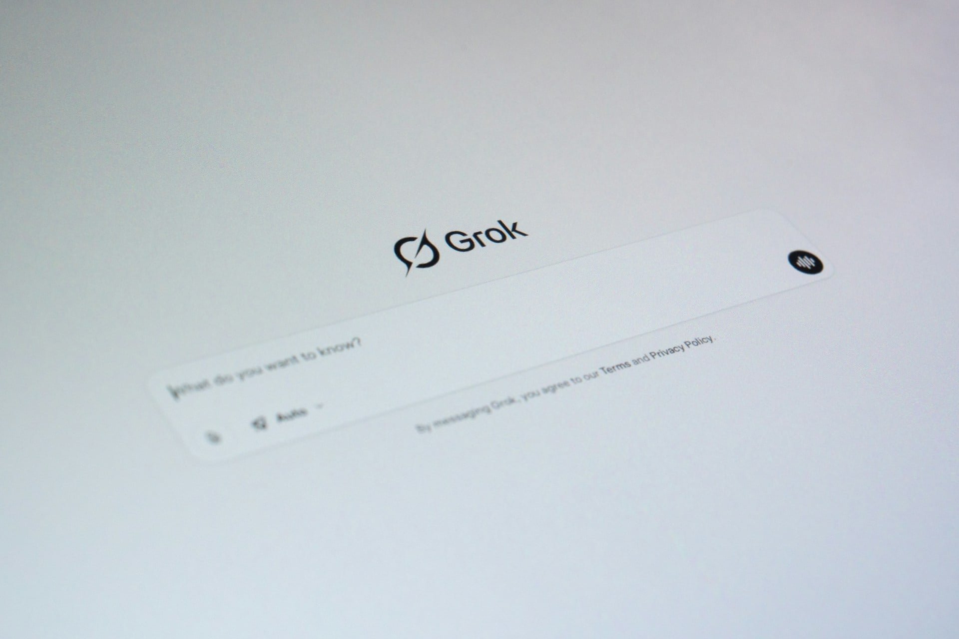 【AI專知】Grok 4.5 是什麼?特色、價格、使用限制一次看!