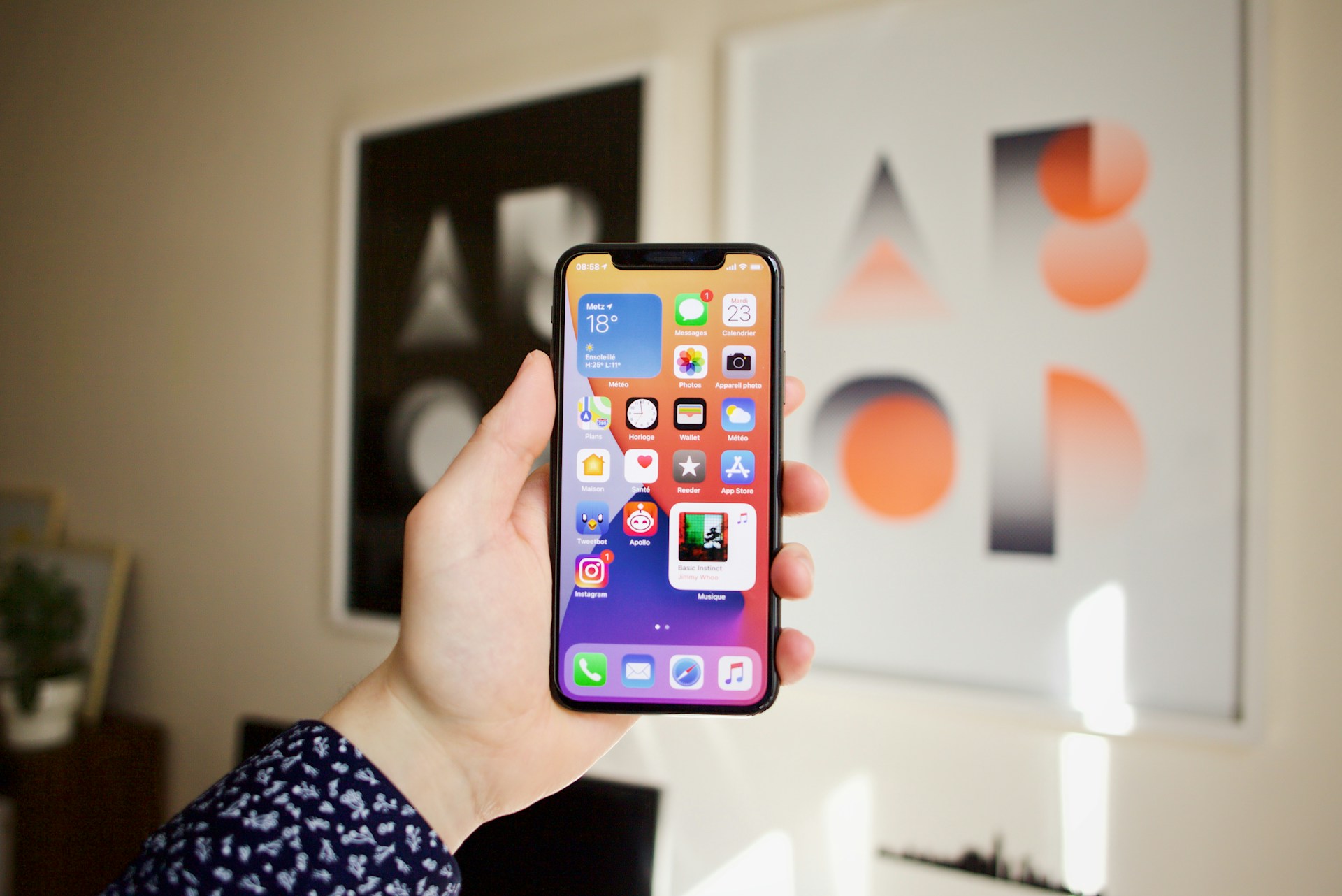 【快訊】iOS 27 改版曝光!Siri進化成AI中樞,「AI App Store」時代來了?