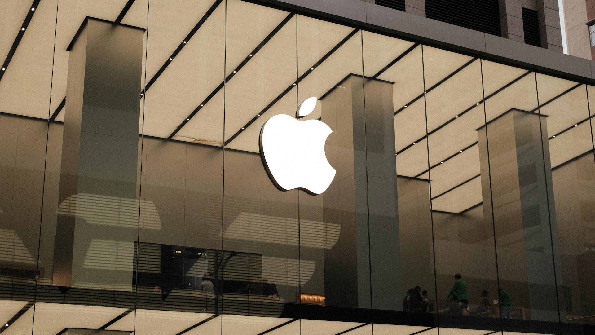 【快訊】iPhone 17 傳將於 9 月 9 日發表？未來改一年兩次發布會？