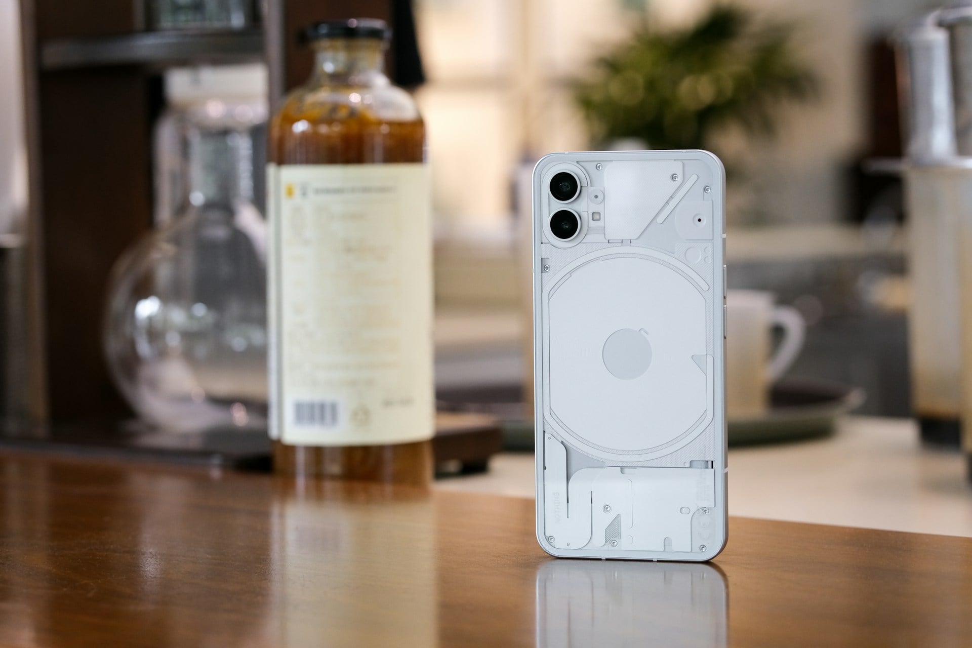 【快訊】Nothing Phone 4a 系列與新耳機規格曝光：超酷設計即將登場？