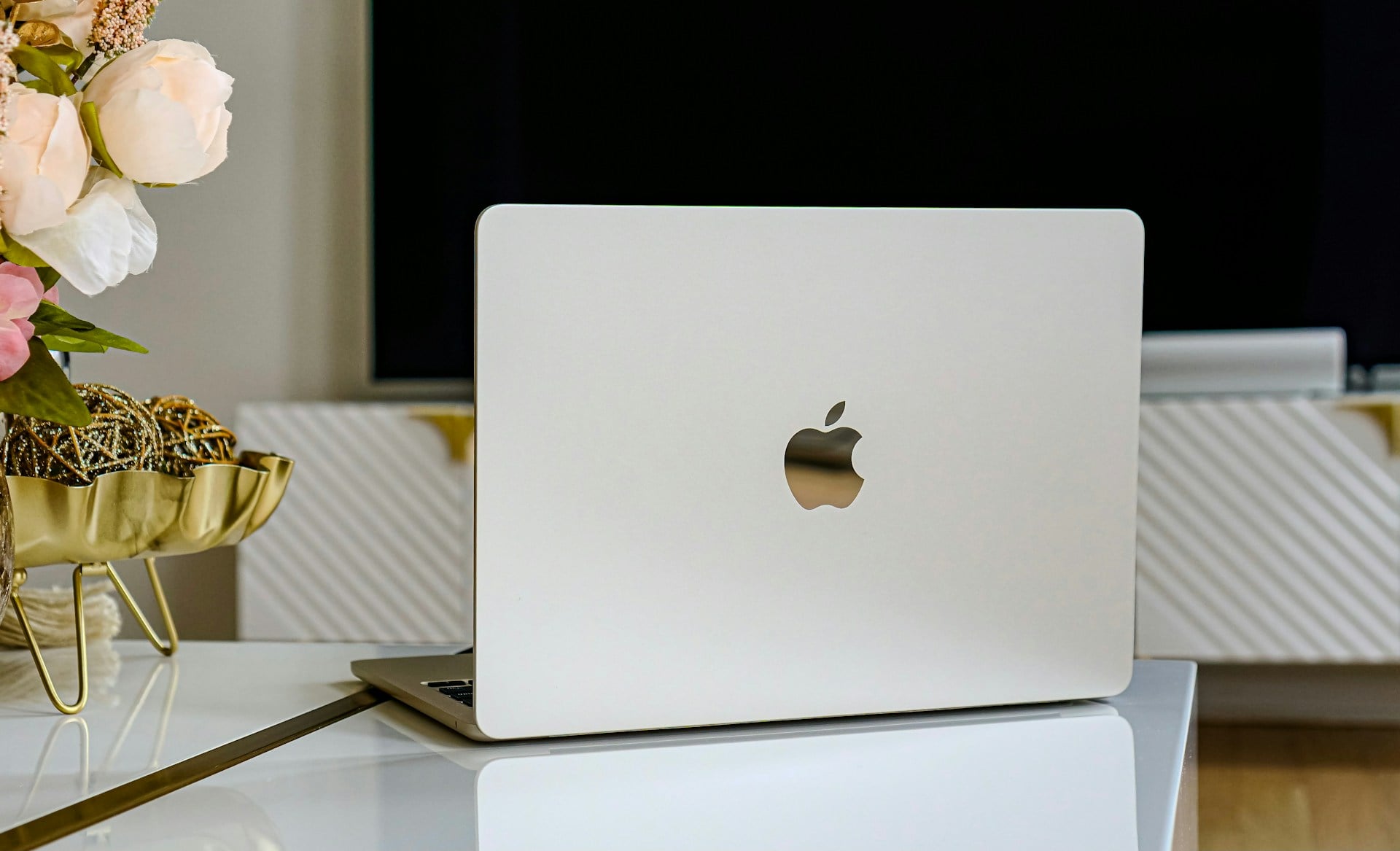 銀色 MacBook Air