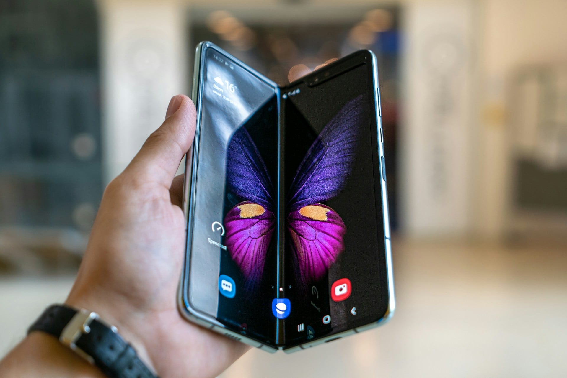 【快訊】三星摺疊手機銷量強勢成長，Galaxy Z Fold 8 系列有望助攻重返全球第一