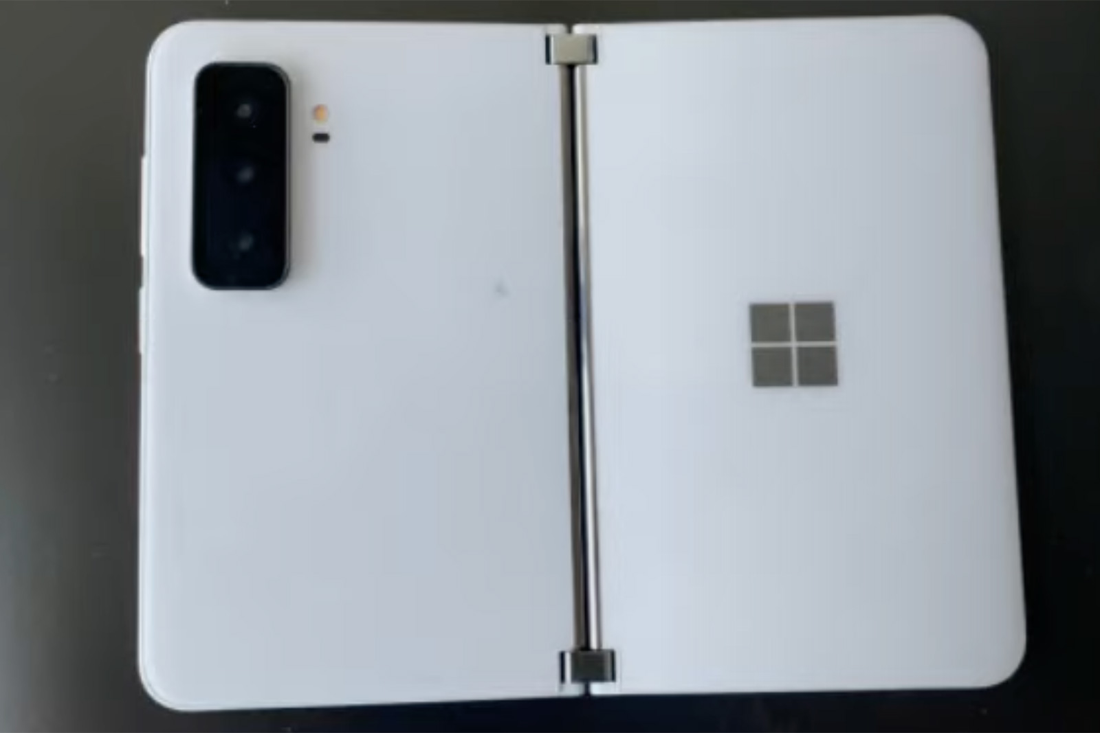 【快訊】相機升級3鏡頭！微軟新一代 Surface Duo 2 曝光