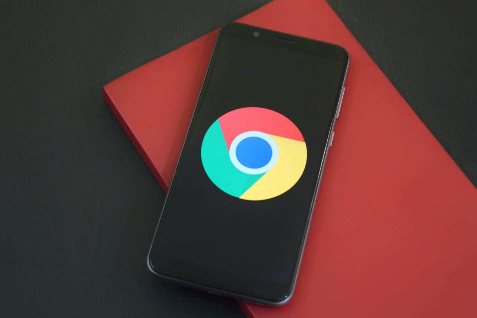 【快訊】Google Pixel 3終止更新引民怨 果粉笑：歡迎跳槽