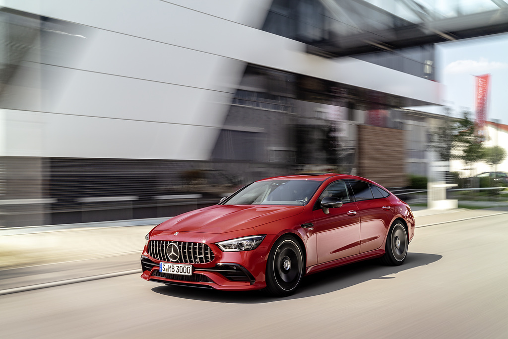【車型介紹】小改款Mercedes-AMG GT 43 4MATIC+!頂級優雅轎跑!