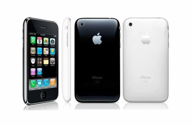 第一代 iPhone 於 2007 年 6 月問世，被媒體稱為「Jesus phone」