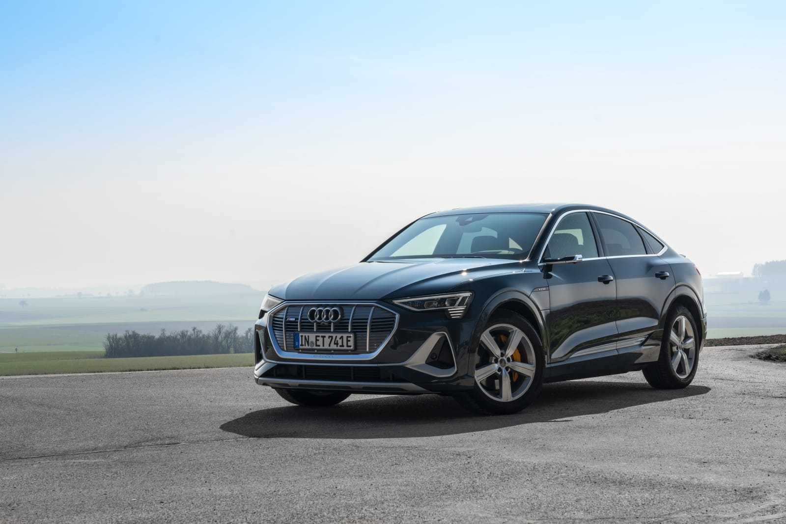【車型介紹】斜背墊能跑旅Audi e-tron Sportback!歡迎來到未來!