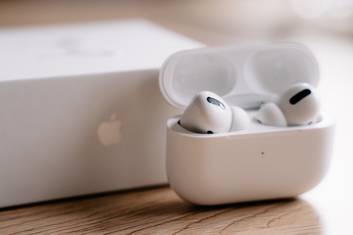 科技新知】Airpods Pro充電改用「MagSafe充電盒」有何差異？這幾點