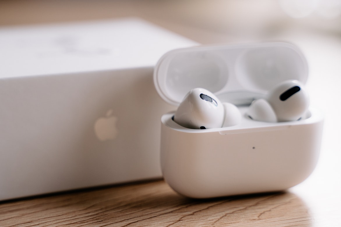 【科技新知】Airpods Pro充電改用「MagSafe充電盒」有何差異？這幾點要注意！