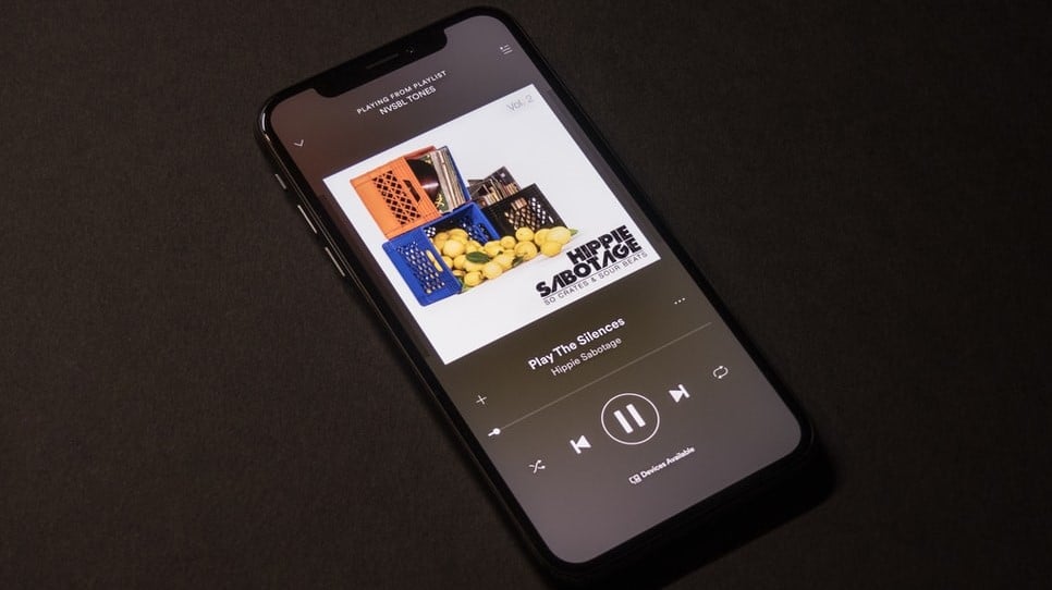 【手機專知】iPhone放音樂太小聲？教你一招讓音量自動放大
