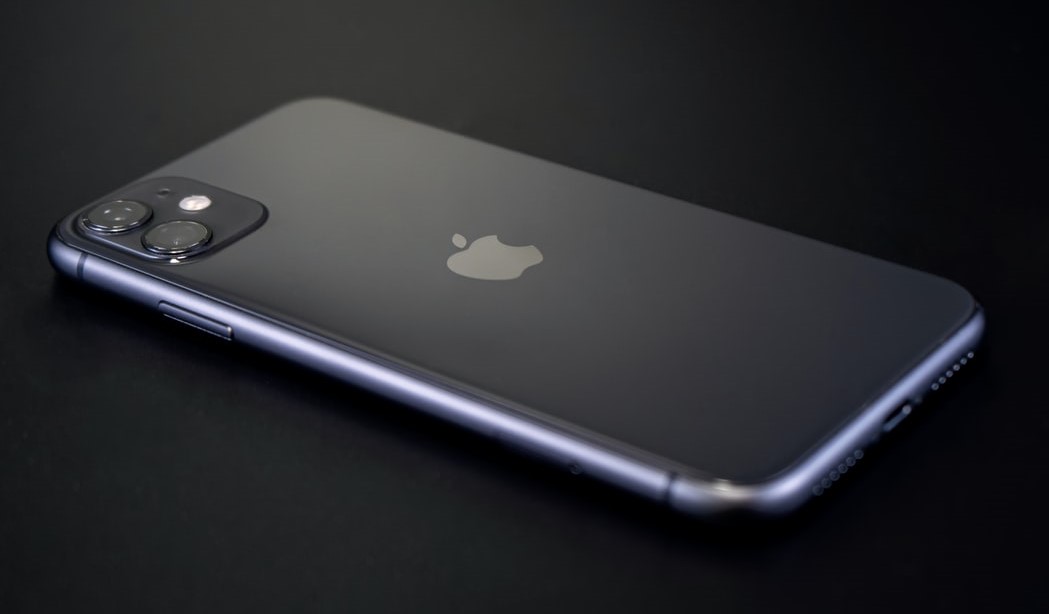 【手機專知】iPhone如何開啟/關閉「允許App要求追蹤」功能？防止程式追蹤你的網站活動！