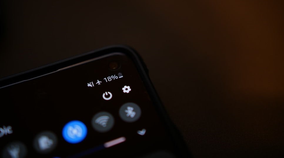 【手機專知】iPhone電量百分比如何顯示在主畫面？教你2招快速設定！