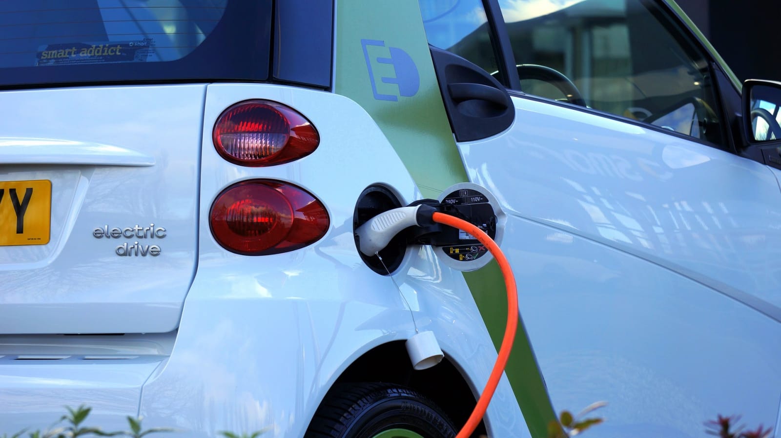 【汽車專知】電動車、油電車、汽油車該怎麼選?哪個比較好?