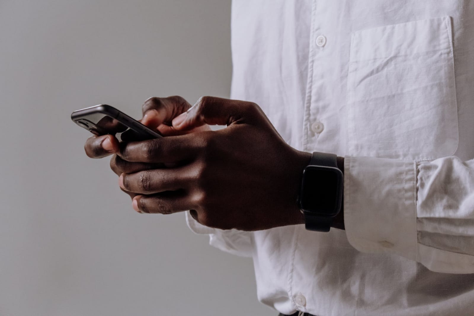 【快訊】最大 Apple Watch ？分析師曝：明年將有大改版