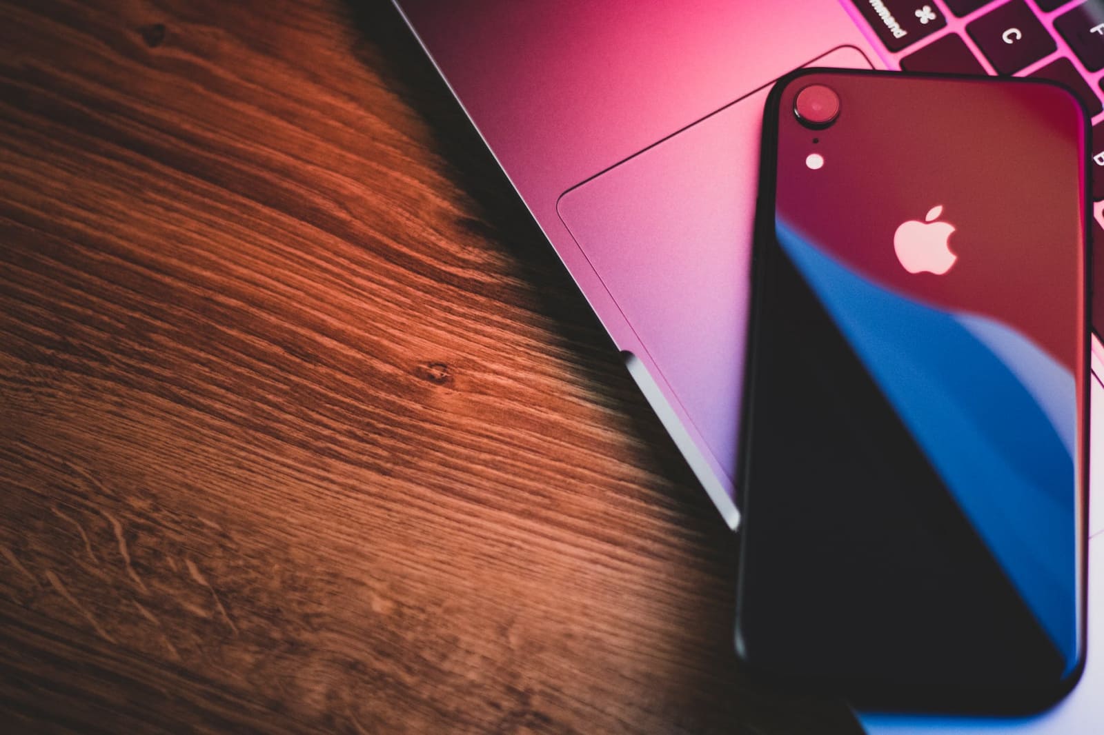 【快訊】iPhone電池健康度一直掉？達人曝３習慣最傷