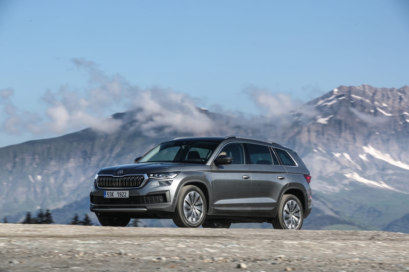 【車型介紹】Skoda kodiaq 2022年式!紳士的七人座棕熊!