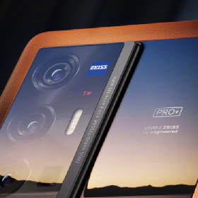 【快訊】再與蔡司攜手合作！vivo X70宣布9月9日發表
