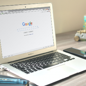 【快訊】AI 版本 Google 搜尋有什麼變化？官方曝３大優勢