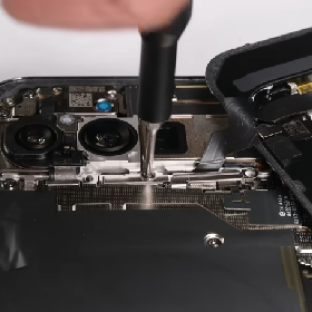 【快訊】Pixel 9 Pro XL 拆解報告出爐！ iFixit 團隊：耐用增兩倍