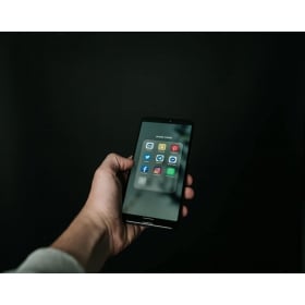 【快訊】Meta 以近 150 億美元收購 Scale AI 49% 股權，布局人工智慧未來