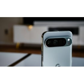 【快訊】Google Pixel 手機出怪聲？用戶回報詭異爆音，至今仍無解