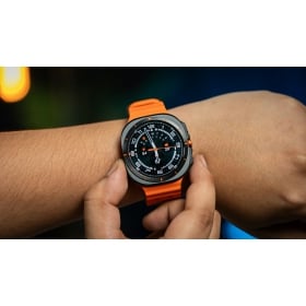 【快訊】Galaxy Watch Ultra 2 設計提前曝光！傳三星 7 月發表，外觀更方正、邊框更窄
