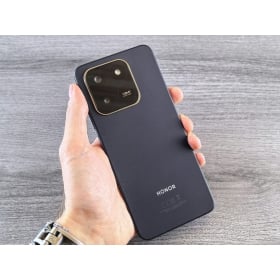 【快訊】HONOR 傳測試 14,000mAh 超大電量手機：挑戰手機續航極限？