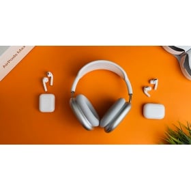 【手機專知】iPhone怎麼同時連接兩副AirPods耳機？「共享音訊」一起聽歌/Podcast！
