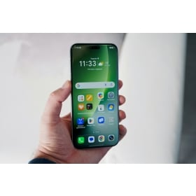 【快訊】HONOR Magic9 Pro 傳首搭方形自拍感光元件！能直接切換橫直構圖